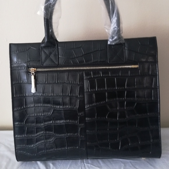 I don't need a bag this size. - Picture 2 of 6